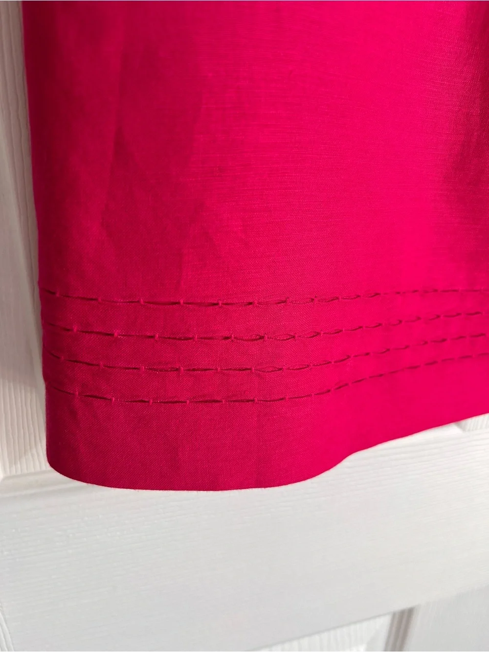 Le Suit Hot Pink Linen Blend Pencil Skirt Stitched Hem Detail